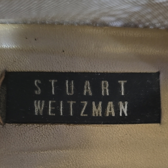 Stuart Weitzman Cream Loafers with Woven Design - Picture 2 of 12